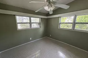 2843 Bay St, Sarasota, FL 34237 - Photo 10