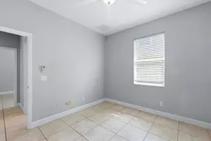 5270 Levi Ln, Sarasota, FL 34233 - Photo 26