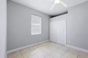 5270 Levi Ln, Sarasota, FL 34233 - Photo 28