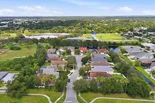 5270 Levi Ln, Sarasota, FL 34233 - Photo 40