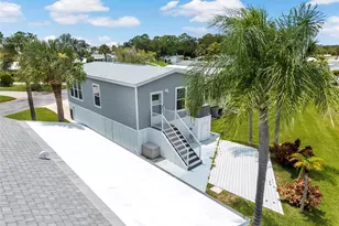 44 Crown Point Dr, Nokomis, FL 34275 - Photo 32