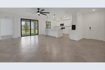 5624 Summit Pointe Circle #104, Bradenton, FL 34210 - Photo 8