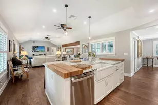 3606 Palonia Ct, Sarasota, FL 34239 - Photo 4