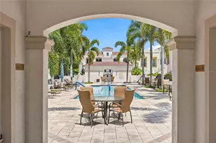 435 Nokomis Ave S, Venice, FL 34285 - Photo 58