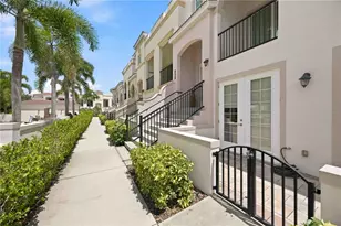 435 Nokomis Ave S, Venice, FL 34285 - Photo 56