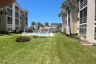 995 La Guna Dr, Venice, FL 34285 - Photo 36