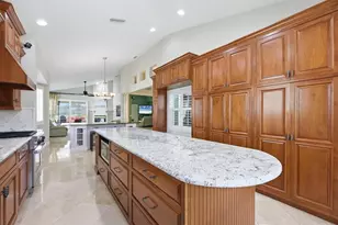 7765 Calle Facil, Sarasota, FL 34238 - Photo 8