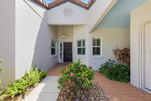 7765 Calle Facil, Sarasota, FL 34238 - Photo 4