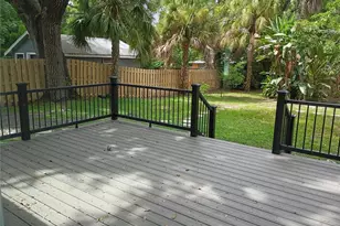 1277 17th St, Sarasota, FL 34234 - Photo 28