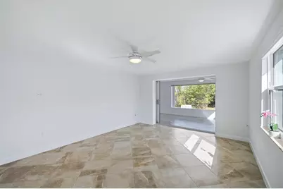 885 Spanish Drive N, Longboat Key, FL 34228 - Photo 18