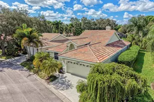 4468 Ascot Cir N, Sarasota, FL 34235 - Photo 6