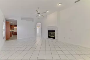 4468 Ascot Cir N, Sarasota, FL 34235 - Photo 24