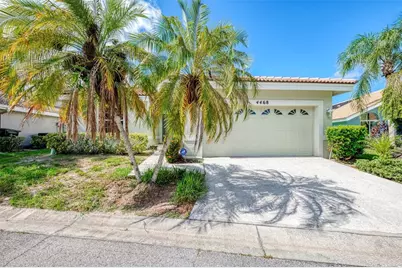 4468 Ascot Circle N, Sarasota, FL 34235 - Photo 8