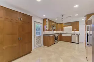 4468 Ascot Cir N, Sarasota, FL 34235 - Photo 28