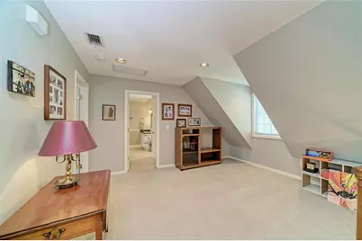 3706 Avenida Madera, Bradenton, FL 34210 - Photo 4