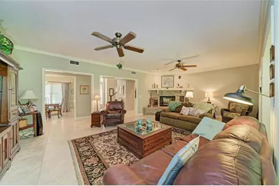 3706 Avenida Madera, Bradenton, FL 34210 - Photo 2