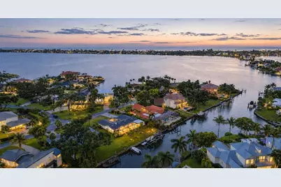 1761 Sandalwood Drive, Sarasota, FL 34231 - Photo 1