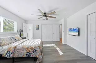 1761 Sandalwood Dr, Sarasota, FL 34231 - Photo 44