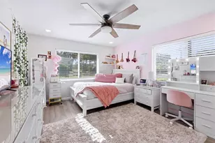 1761 Sandalwood Dr, Sarasota, FL 34231 - Photo 46