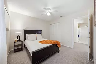 3884 59th Ave W, Bradenton, FL 34210 - Photo 14