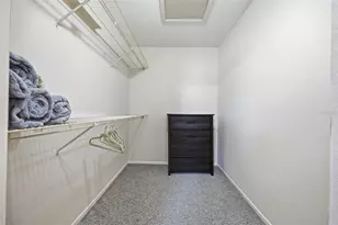 3884 59th Ave W, Bradenton, FL 34210 - Photo 4