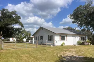 6586 NE Moore Ave, Arcadia, FL 34266 - Photo 2