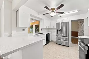 352 Lake Rd, Venice, FL 34293 - Photo 14