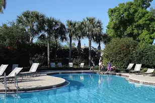 4220 Overture Cir, Bradenton, FL 34209 - Photo 2