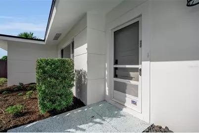 2769 Wisteria Place, Sarasota, FL 34239 - Photo 4