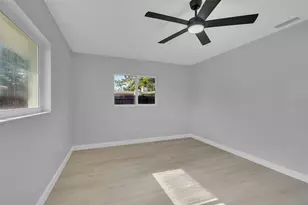 2769 Wisteria Pl, Sarasota, FL 34239 - Photo 48