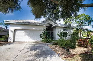 2319 Falcon Trace Ln, Nokomis, FL 34275 - Photo 2