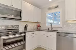 1608 Stickney Point Rd, Sarasota, FL 34231 - Photo 26