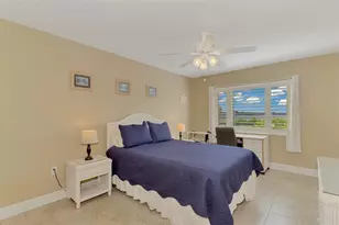 1608 Stickney Point Rd, Sarasota, FL 34231 - Photo 28