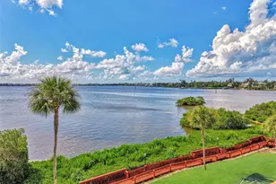 1608 Stickney Point Rd, Sarasota, FL 34231 - Photo 58