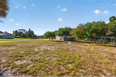 5131 Aragon Way S, Saint Petersburg, FL 33705 - Photo 24