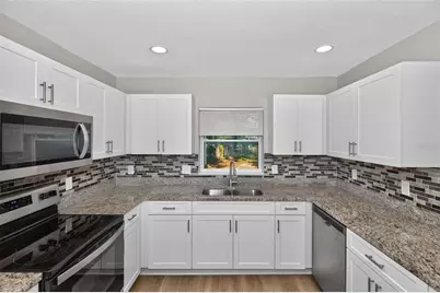 5131 Aragon Way S, Saint Petersburg, FL 33705 - Photo 6