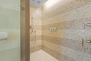 915 Seaside Dr, Sarasota, FL 34242 - Photo 26