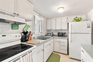 5913 17th St W, Bradenton, FL 34207 - Photo 16