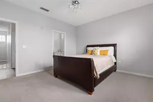 5681 Bentgrass Dr, Sarasota, FL 34235 - Photo 18