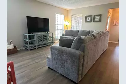 3312 Vivienda Boulevard, Bradenton, FL 34207 - Photo 4