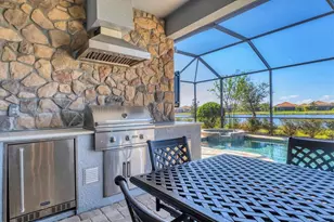 7028 Highgate Ln, Bradenton, FL 34202 - Photo 32