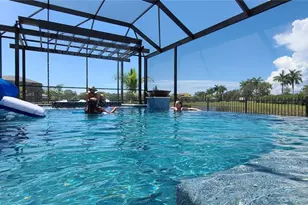 1706 8th St E, Palmetto, FL 34221 - Photo 38