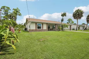 2256 Auburn Blvd, Port Charlotte, FL 33948 - Photo 10