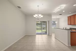 3717 Parkridge Cir, Sarasota, FL 34243 - Photo 14