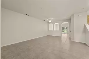 3717 Parkridge Cir, Sarasota, FL 34243 - Photo 10