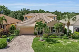 10310 Eastwood Dr, Bradenton, FL 34211 - Photo 1