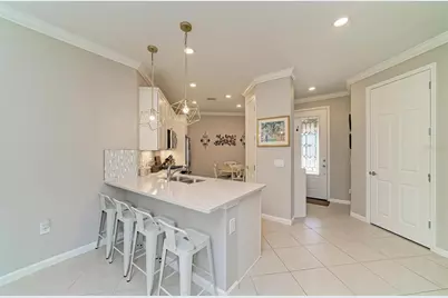 17648 Northwood Place, Lakewood Ranch, FL 34202 - Photo 8
