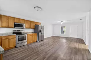 2311 54th Ave Dr W, Bradenton, FL 34207 - Photo 4