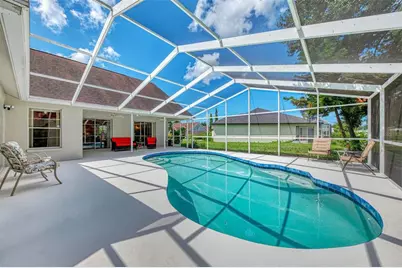 3911 77th Place E, Sarasota, FL 34243 - Photo 32