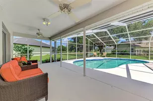 3911 77th Pl E, Sarasota, FL 34243 - Photo 30